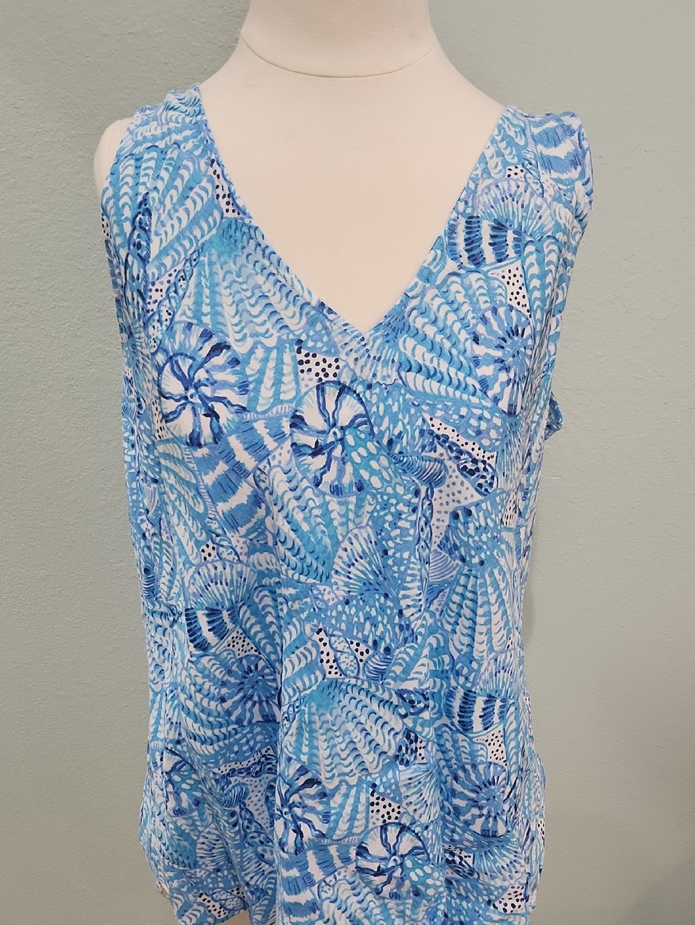 Lilly Pulitzer Blue Shell-Print V-Neck Linen Top